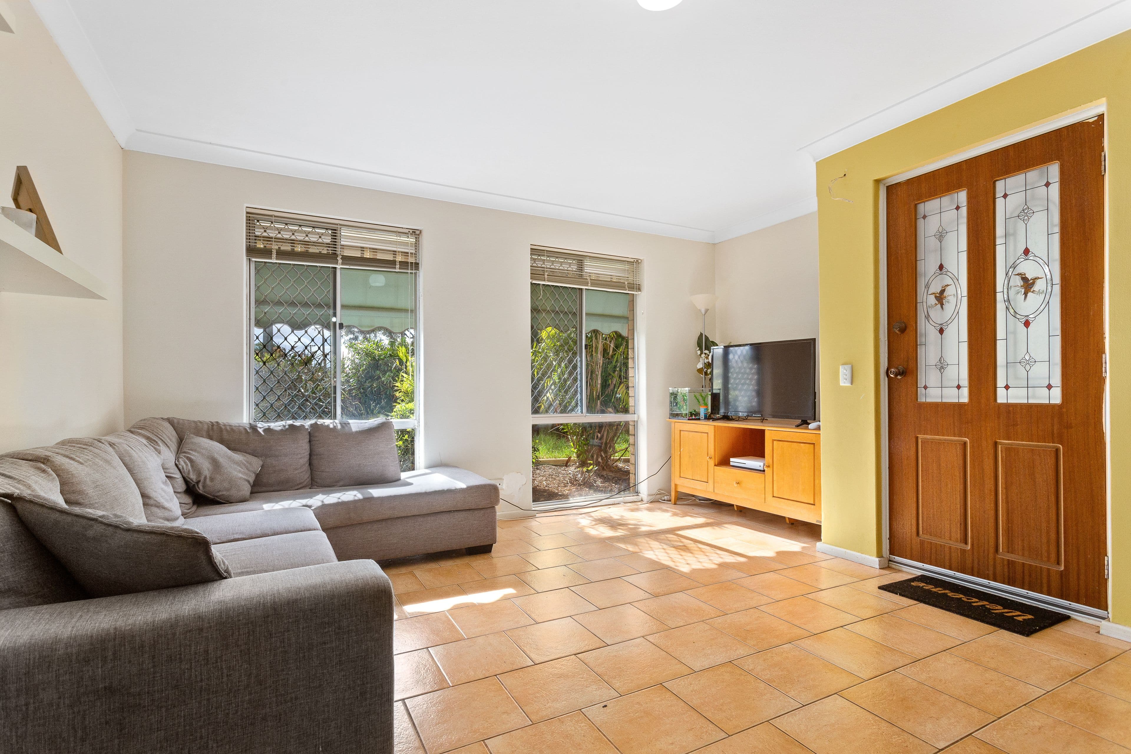 49 Colne Way, Girrawheen WA 6064, Girrawheen - Thumbnail 4