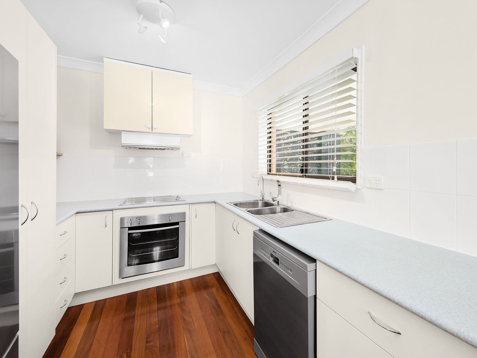 1 Ferny Way, Ferny Hills QLD 4055, Ferny Hills - Thumbnail 7