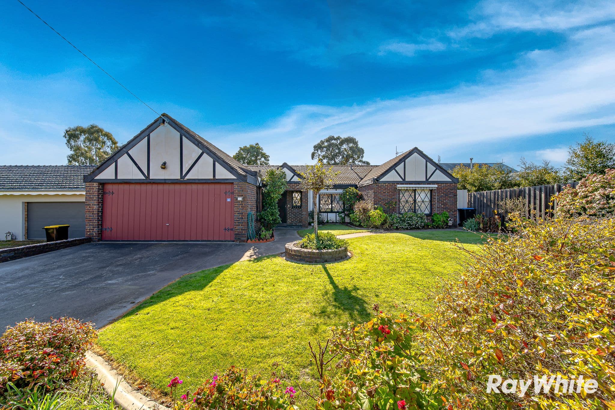 10 Bosquet Street, White Hills VIC 3550, White Hills - Image 1
