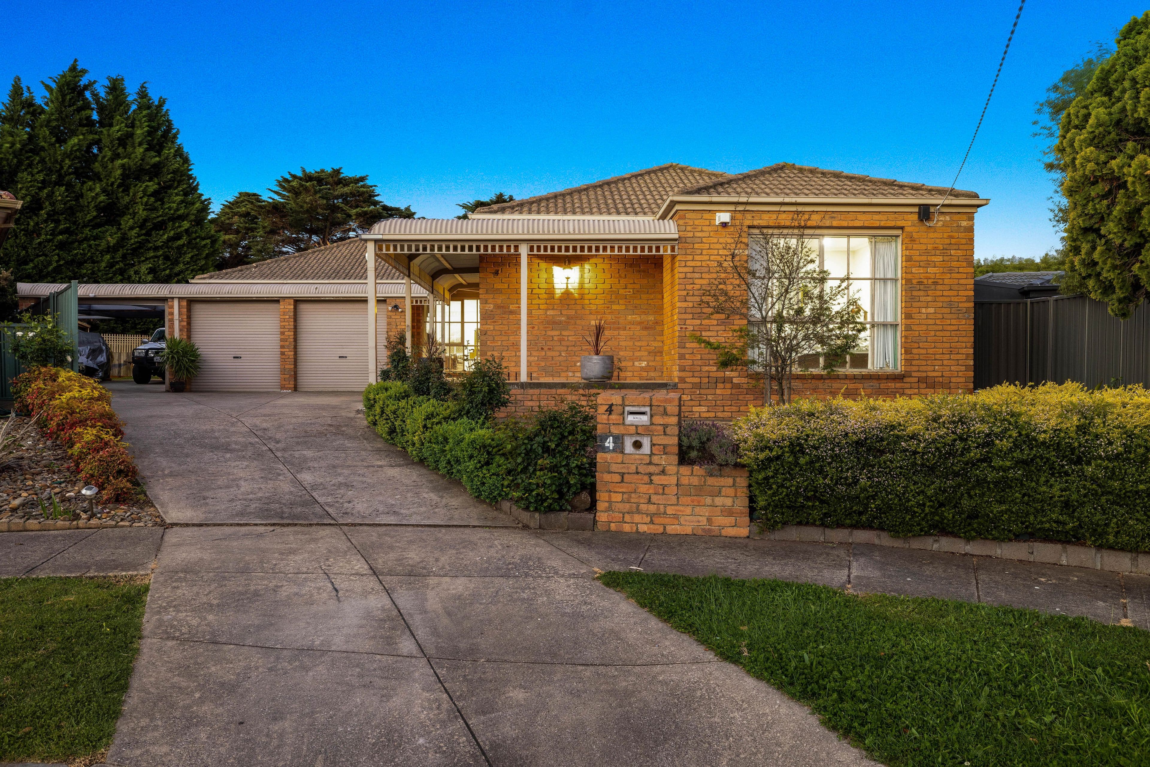 4 Leeds Court, Greenvale VIC 3059, Greenvale - Image 1