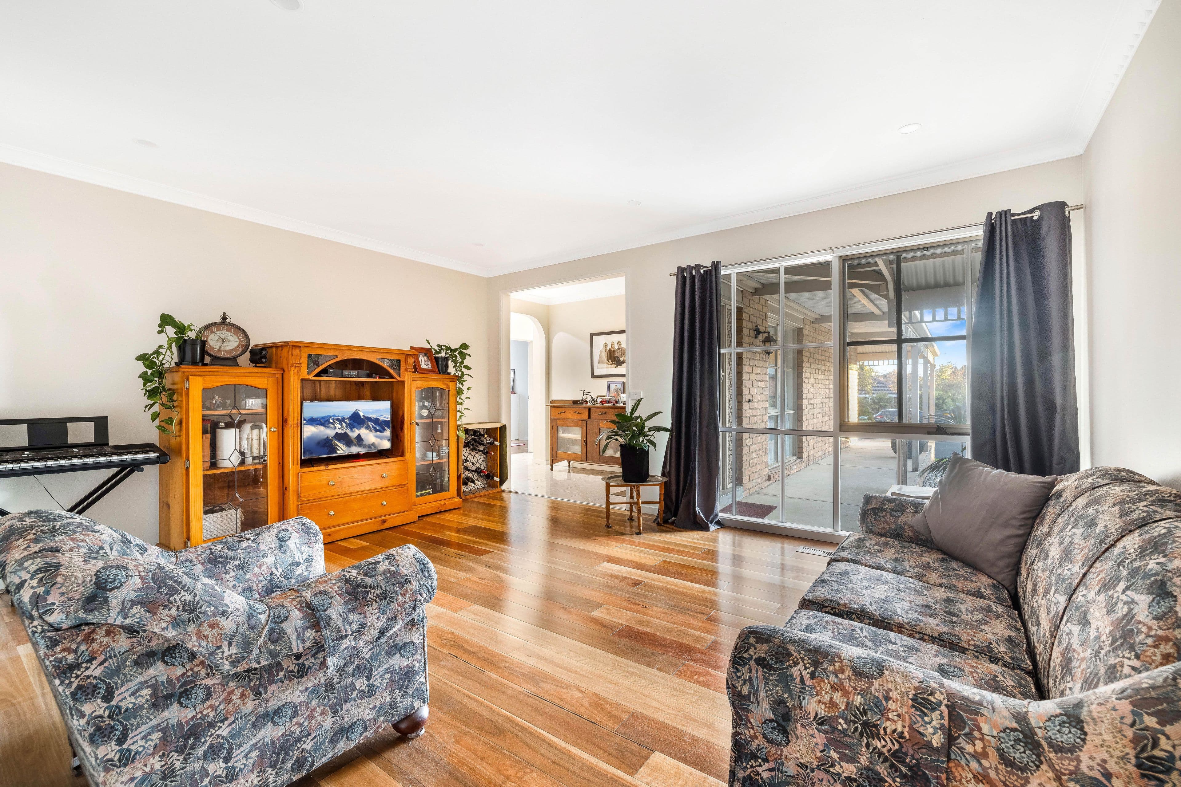 4 Leeds Court, Greenvale VIC 3059, Greenvale - Thumbnail 4