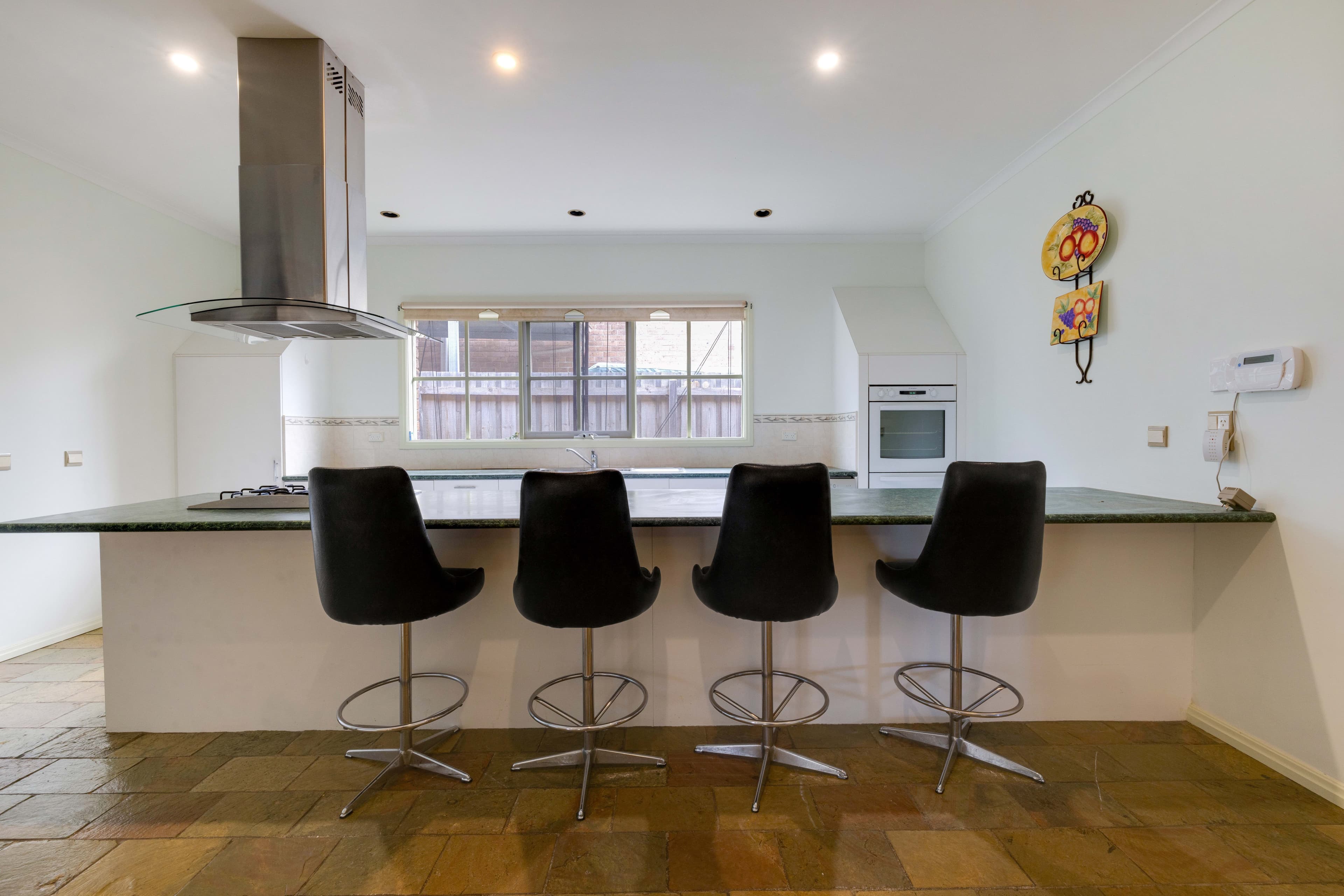 36 Maine Street, Tootgarook VIC 3941, Tootgarook - Thumbnail 2