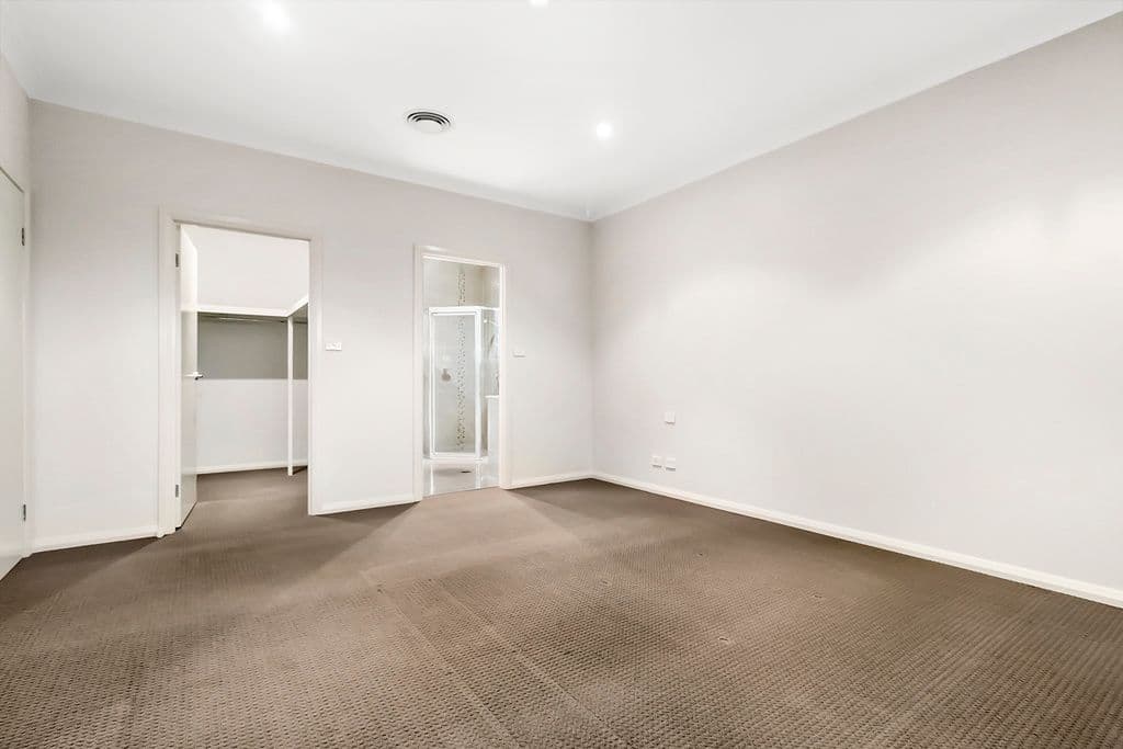 22 Endeavour Circuit, Harrington Park NSW 2567, Harrington Park - Thumbnail 8