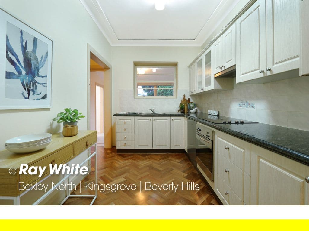 36 Tallawalla Street, Beverly Hills - Thumbnail 5