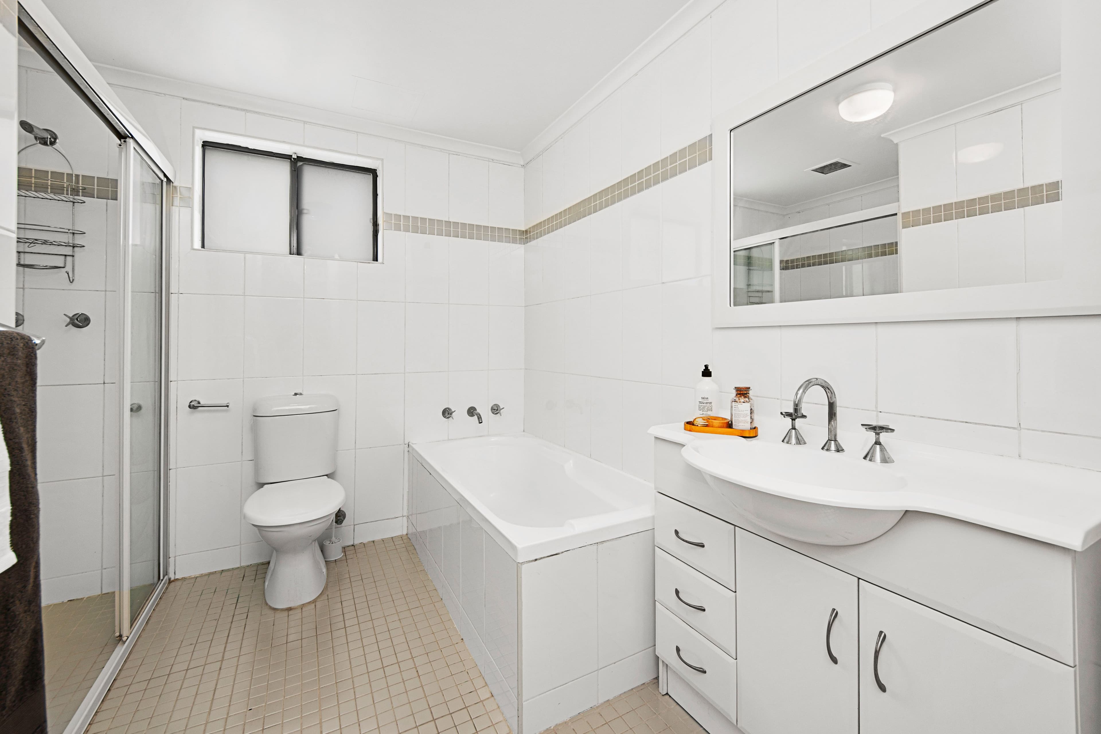 1-7 Mansfield Avenue, Caringbah NSW 2229, Caringbah - Thumbnail 5