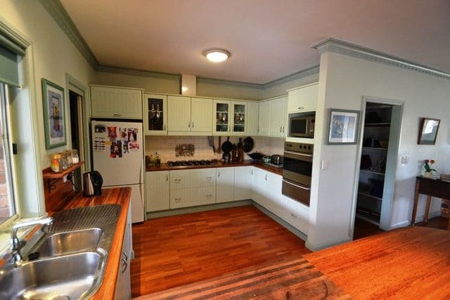 243 Ewings Road, Avenel VIC 3664, Avenel - Thumbnail 2