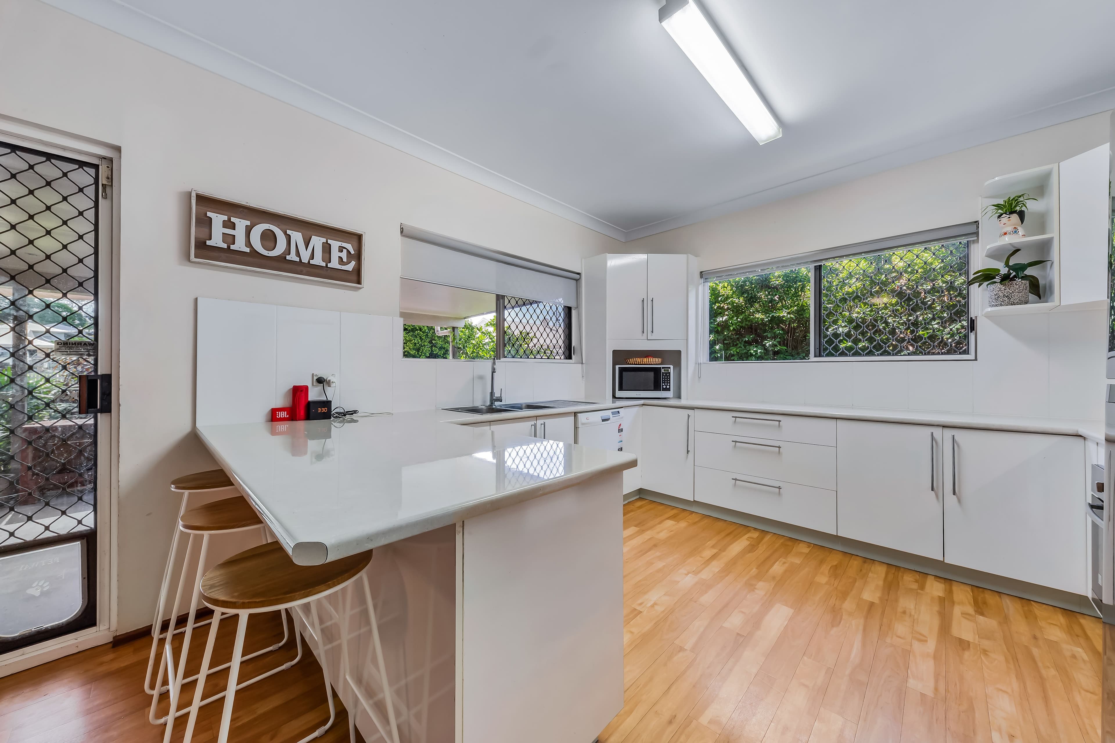 5 Manooka Drive, Cannonvale QLD 4802, Cannonvale - Thumbnail 3