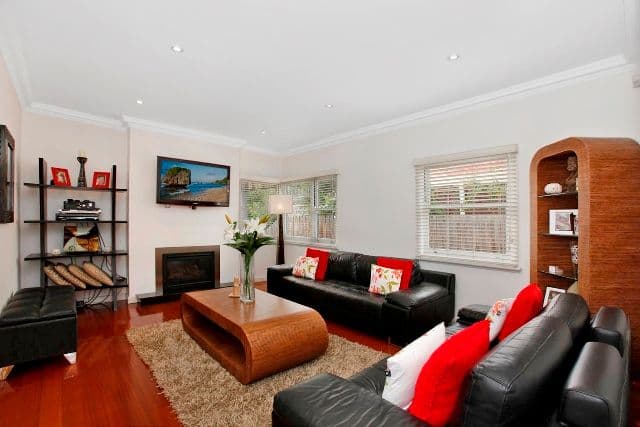128 St Vigeons Road, Reservoir VIC 3073, Reservoir - Thumbnail 3