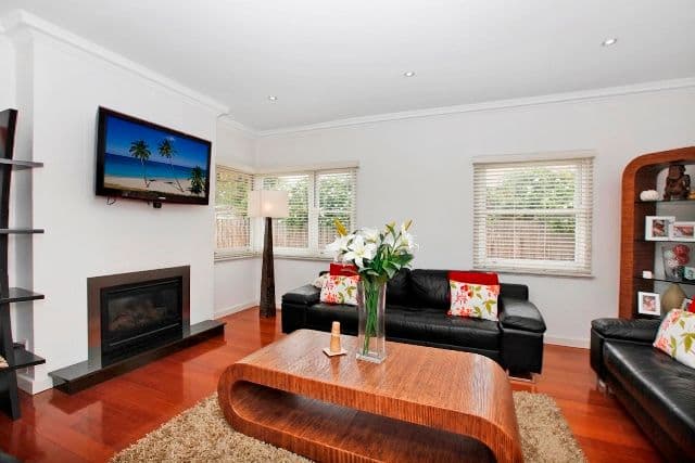 128 St Vigeons Road, Reservoir VIC 3073, Reservoir - Thumbnail 4