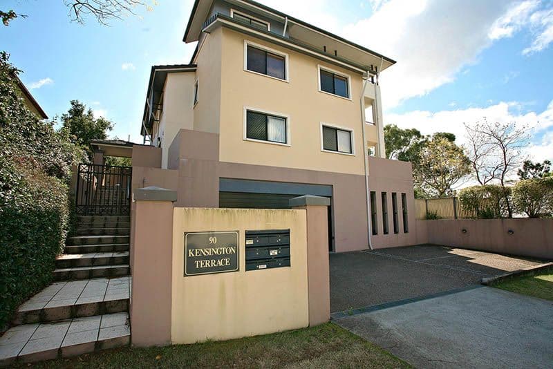  90 Kensington Terrace, TOOWONG QLD 4066, Toowong - Thumbnail 2