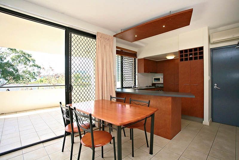  90 Kensington Terrace, TOOWONG QLD 4066, Toowong - Thumbnail 4