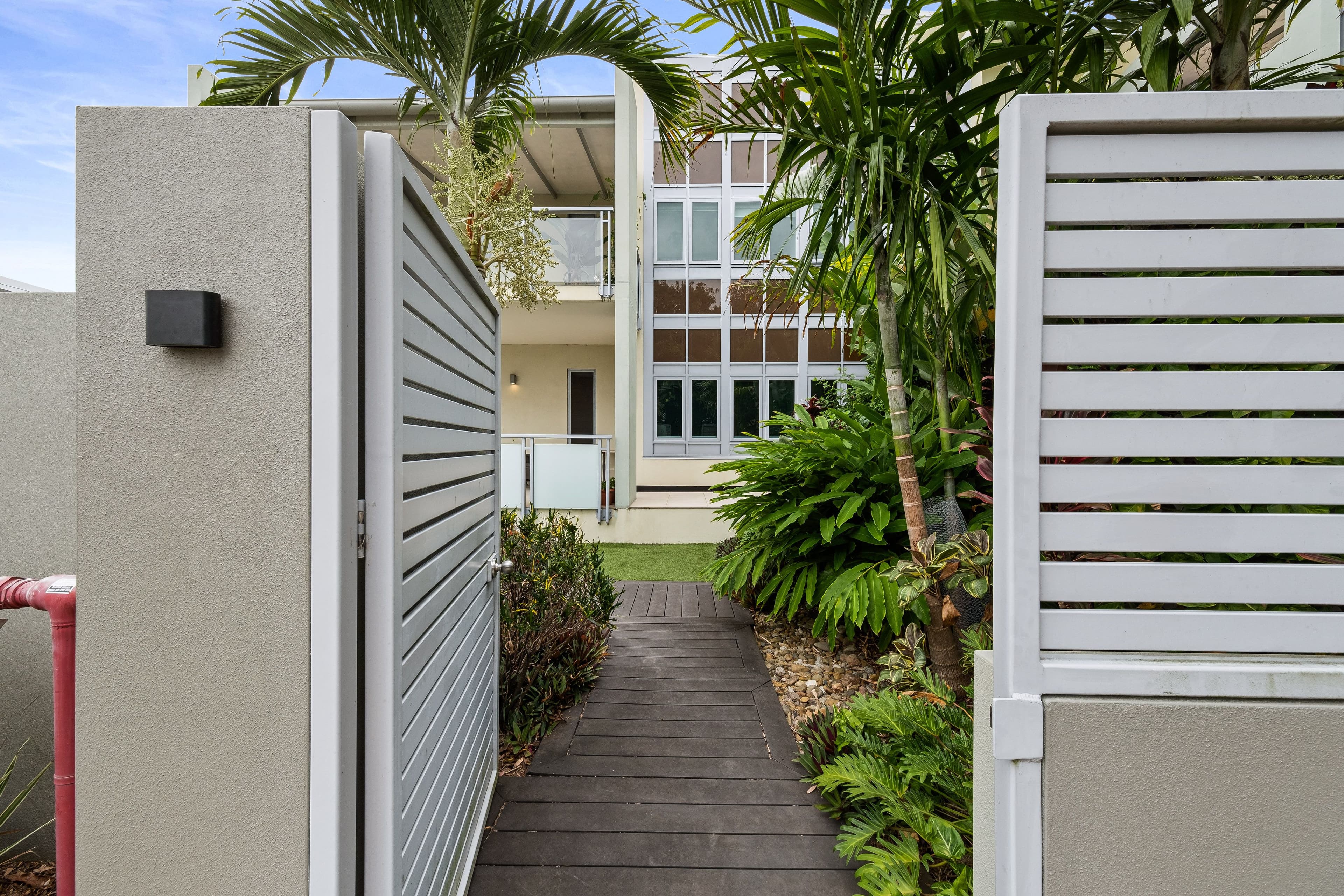 232 Oxford Street, Bulimba QLD 4171, Bulimba - Thumbnail 3