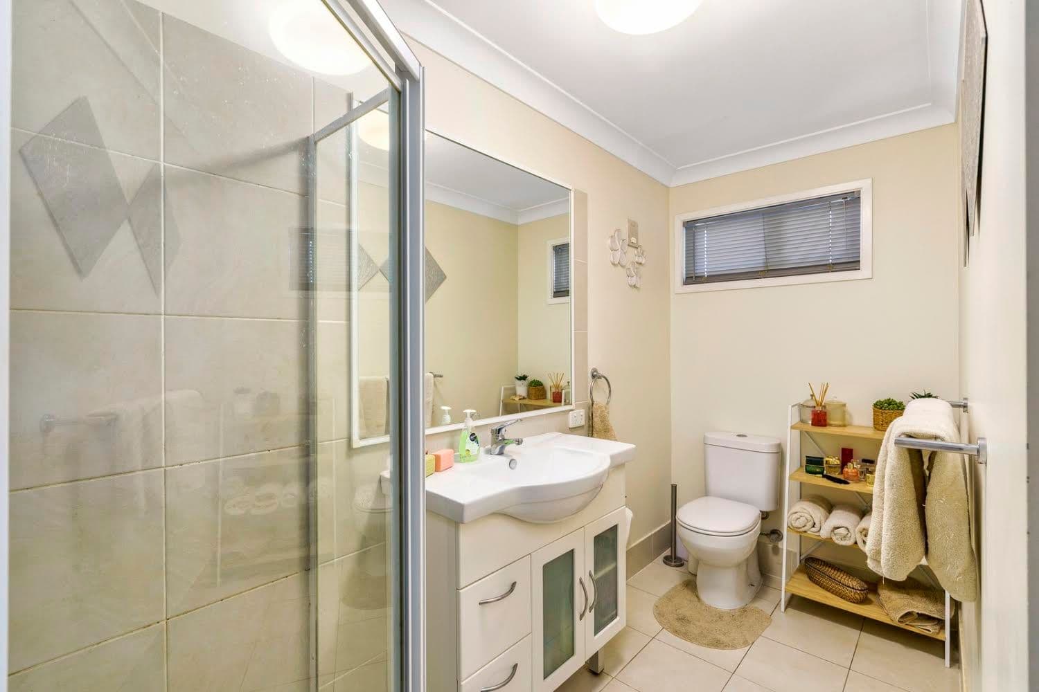 15 Maloney Crescent, Maudsland QLD 4210, Maudsland - Thumbnail 5