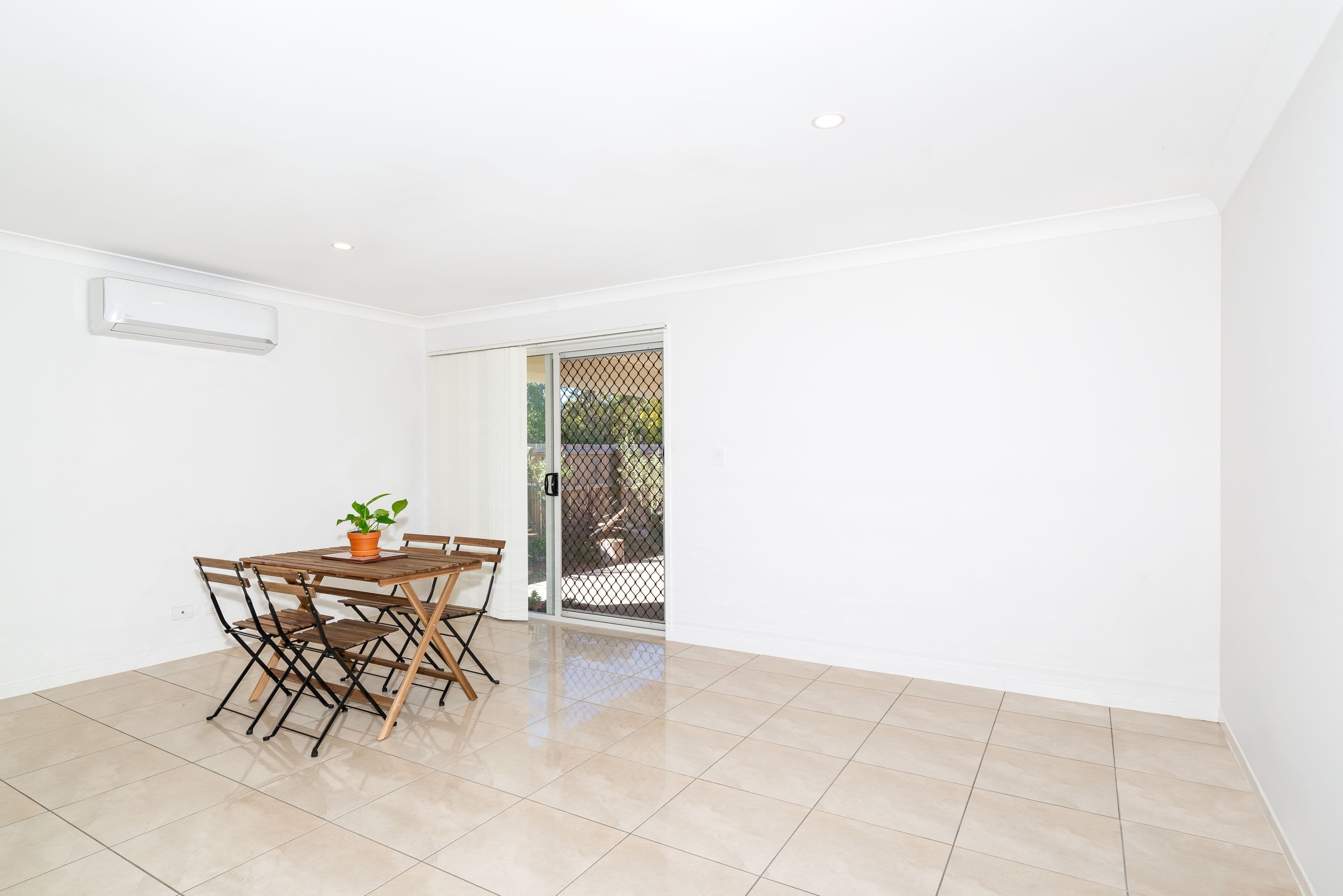 4 Palmeri Street, Caboolture QLD 4510, Caboolture - Thumbnail 2