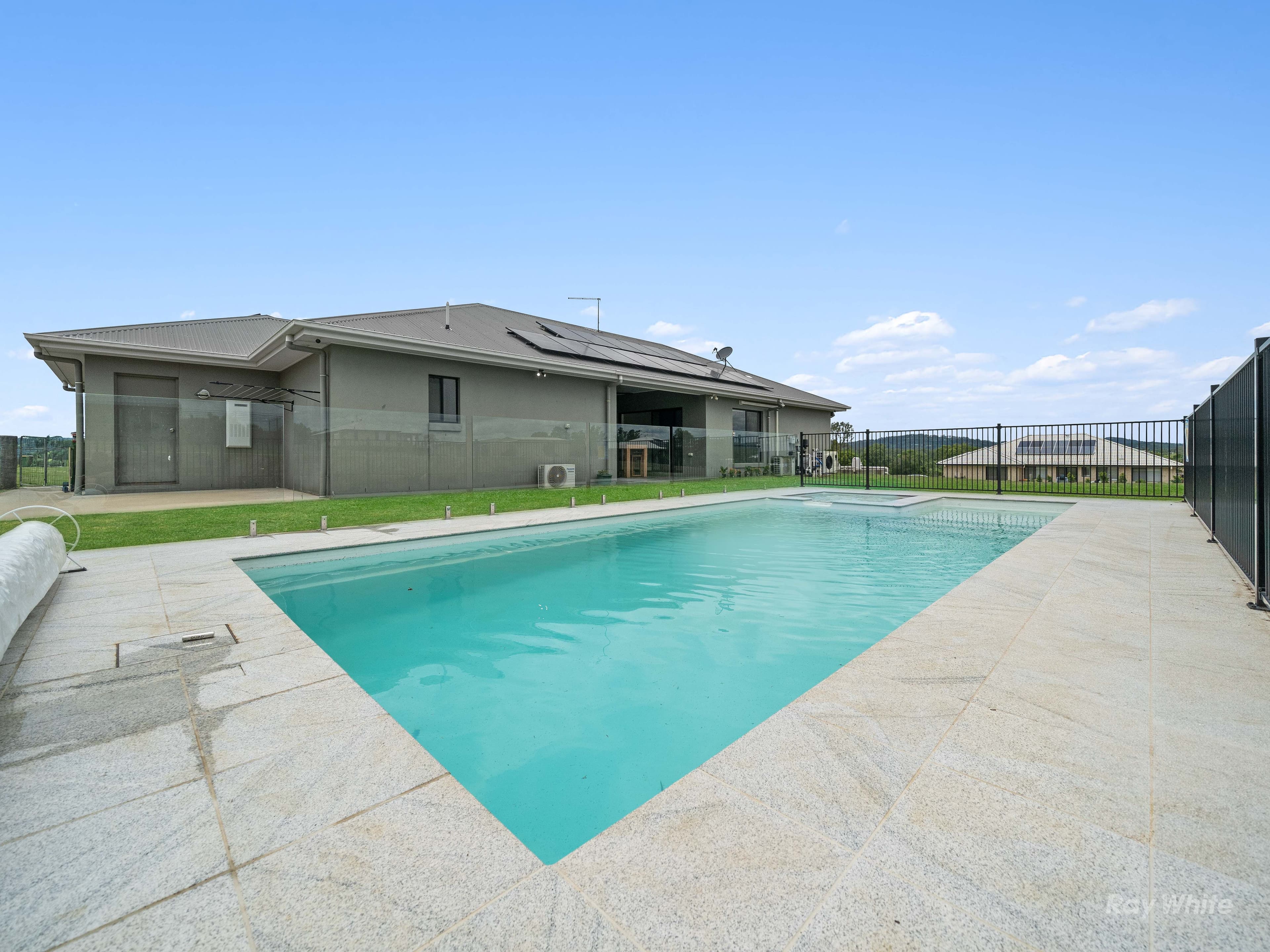 60 Nagle Crescent, Hatton Vale QLD 4341, Hatton Vale - Thumbnail 3