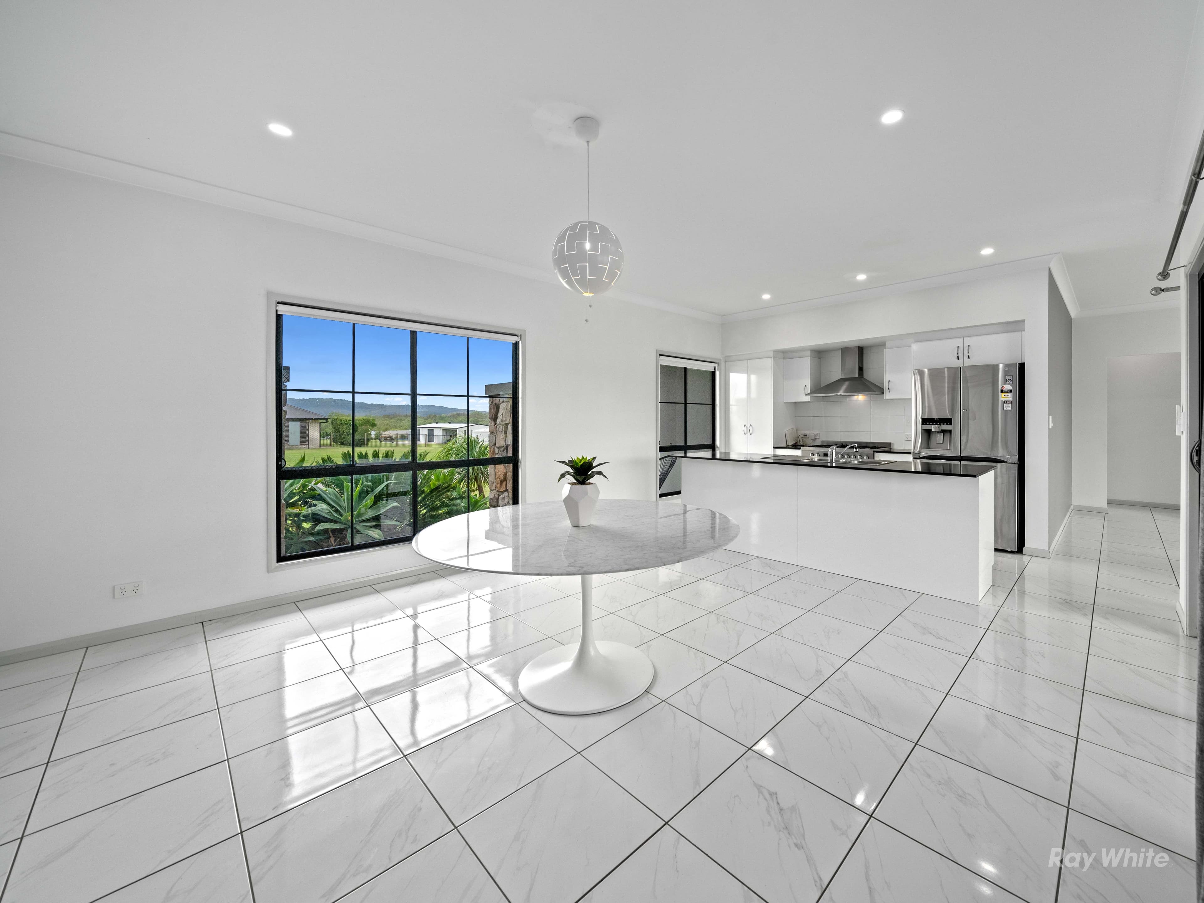 60 Nagle Crescent, Hatton Vale QLD 4341, Hatton Vale - Thumbnail 4