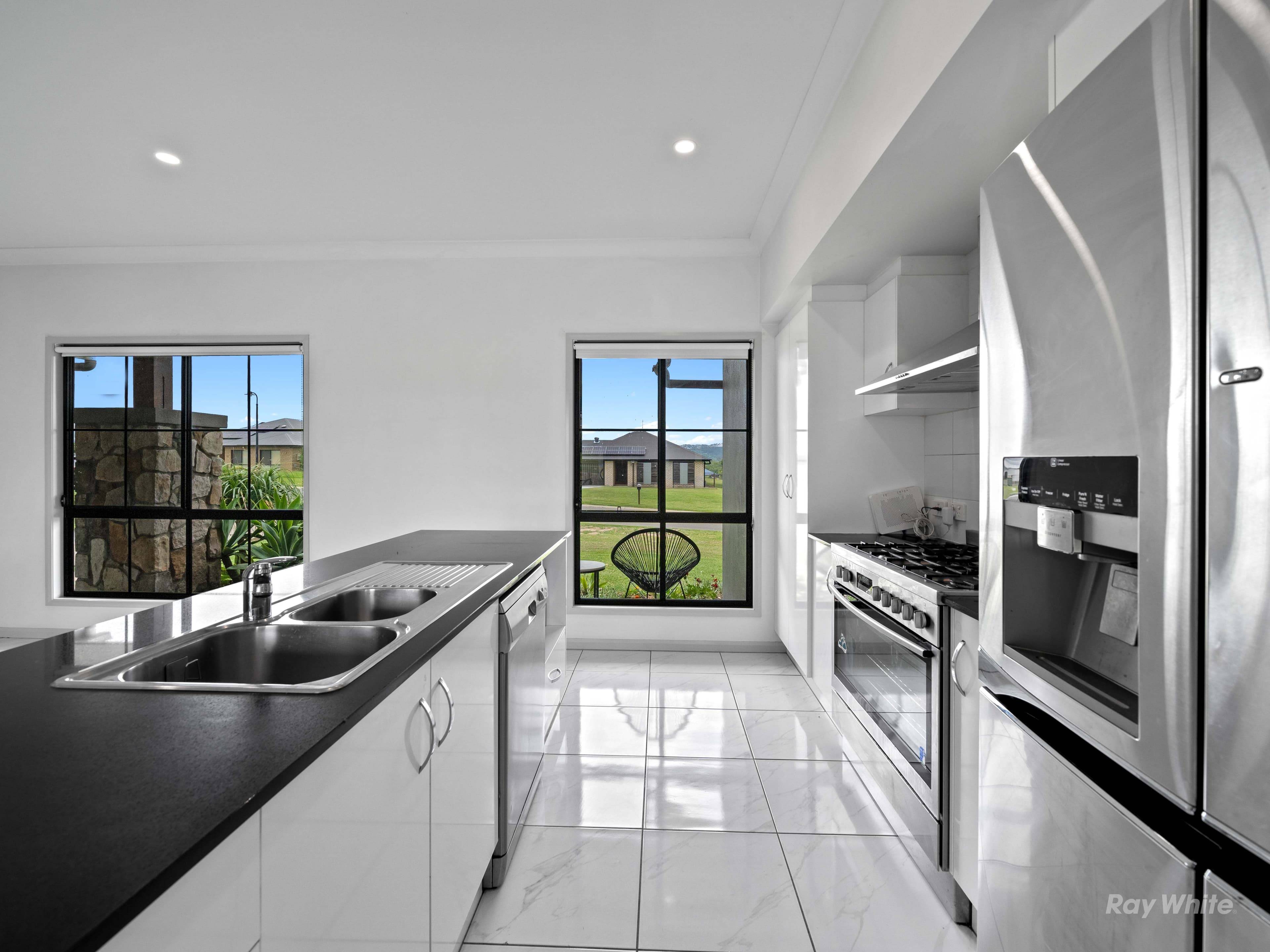 60 Nagle Crescent, Hatton Vale QLD 4341, Hatton Vale - Thumbnail 6
