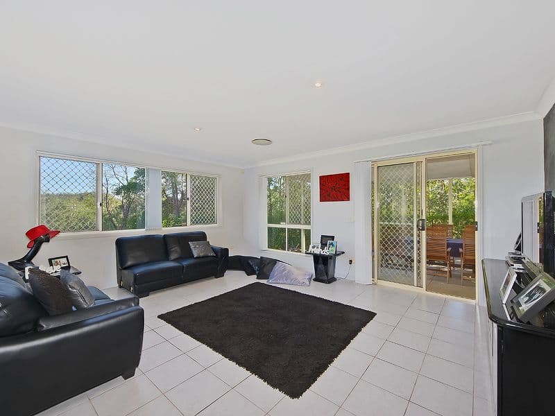 38 Crestridge Crescent, OXENFORD QLD 4210, Oxenford - Thumbnail 4