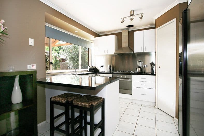 9 Dalray Place, LILYDALE VIC 3140, Lilydale - Thumbnail 2