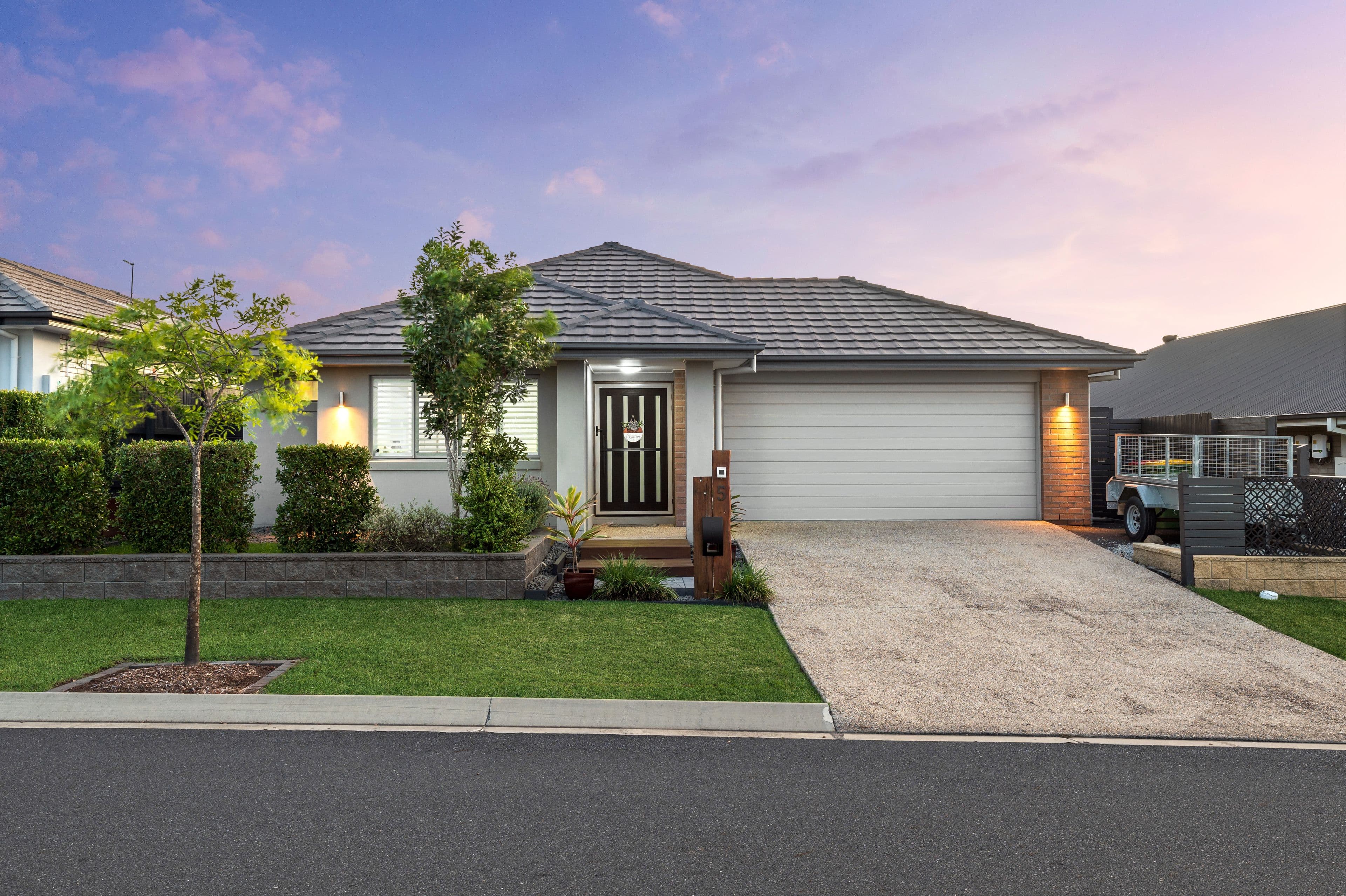 5 Serenity Street, South Ripley QLD 4306, South Ripley - Image 1