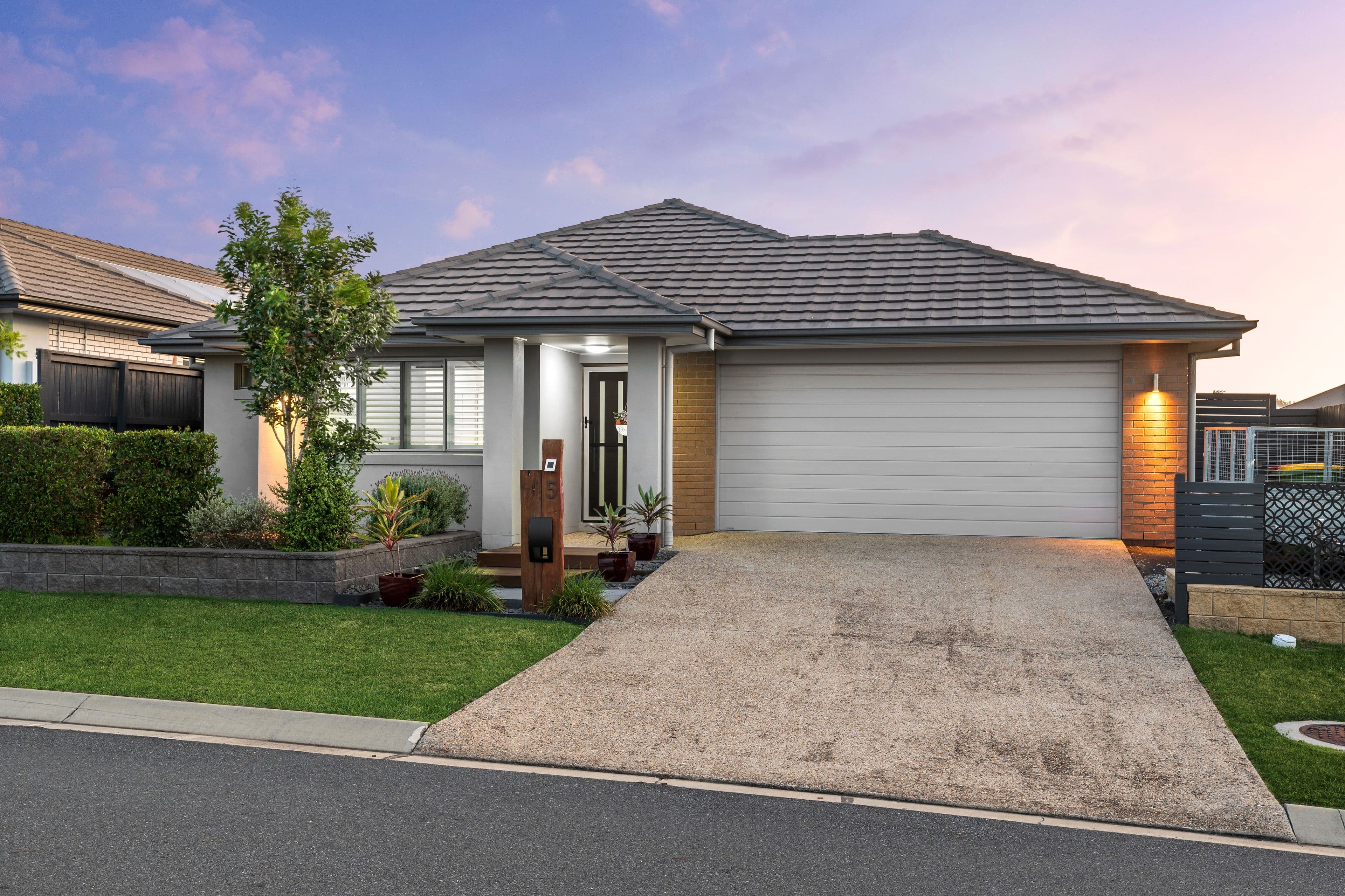5 Serenity Street, South Ripley QLD 4306, South Ripley - Thumbnail 2