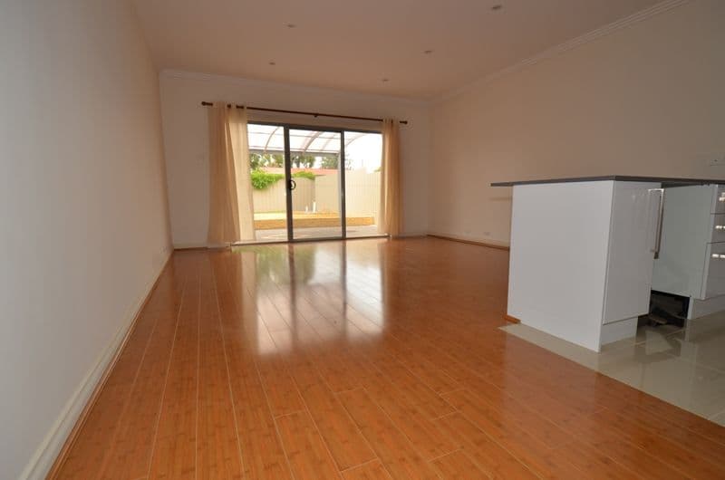 17 Chirton Street, ELIZABETH NORTH SA 5113, Elizabeth North - Thumbnail 2