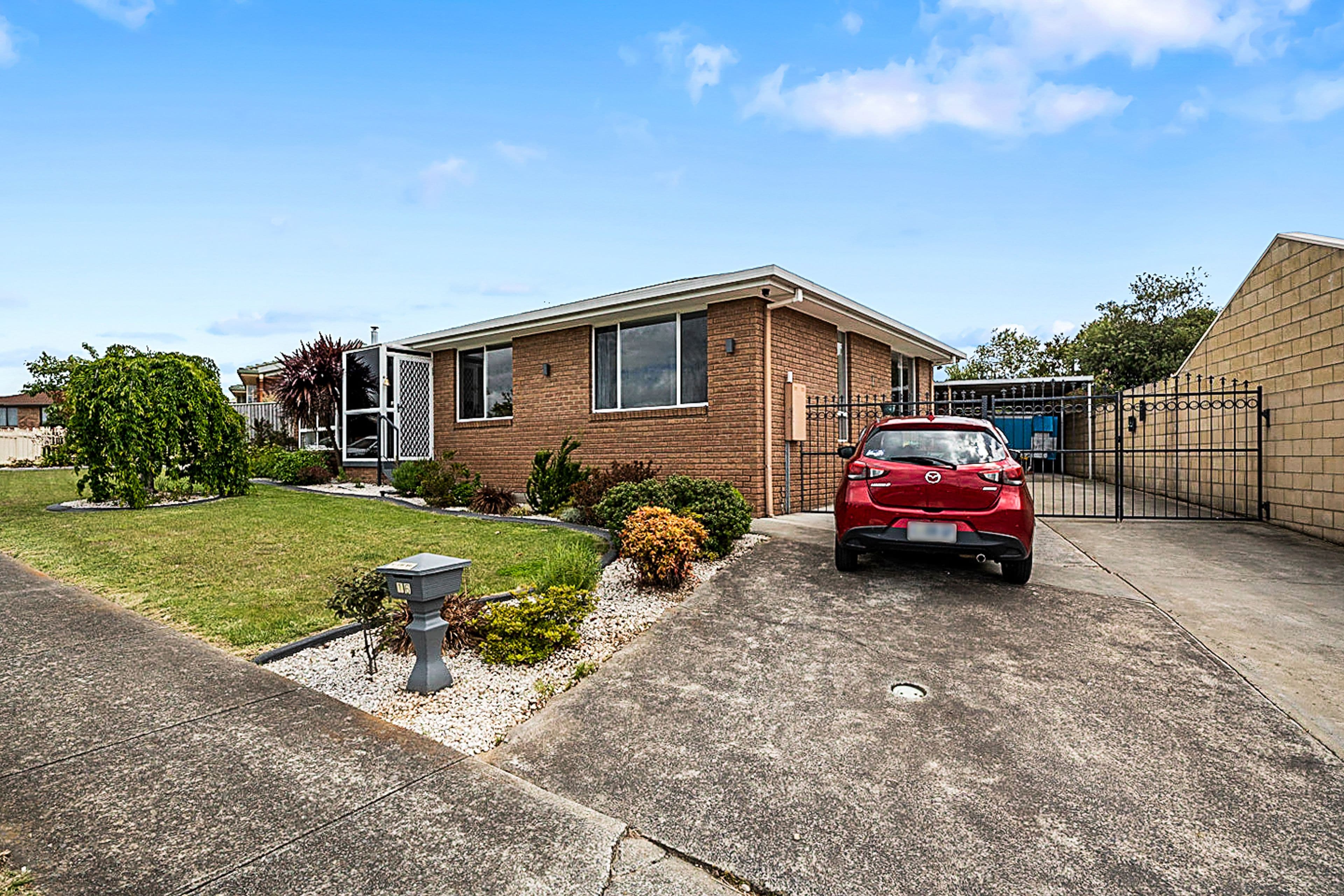 16 Cleary Place, Brighton TAS 7030, Brighton - Thumbnail 2