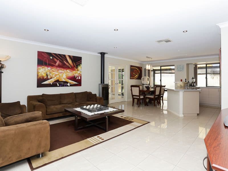3 Delta Street, Wattle Grove WA 6107, Wattle Grove - Thumbnail 4