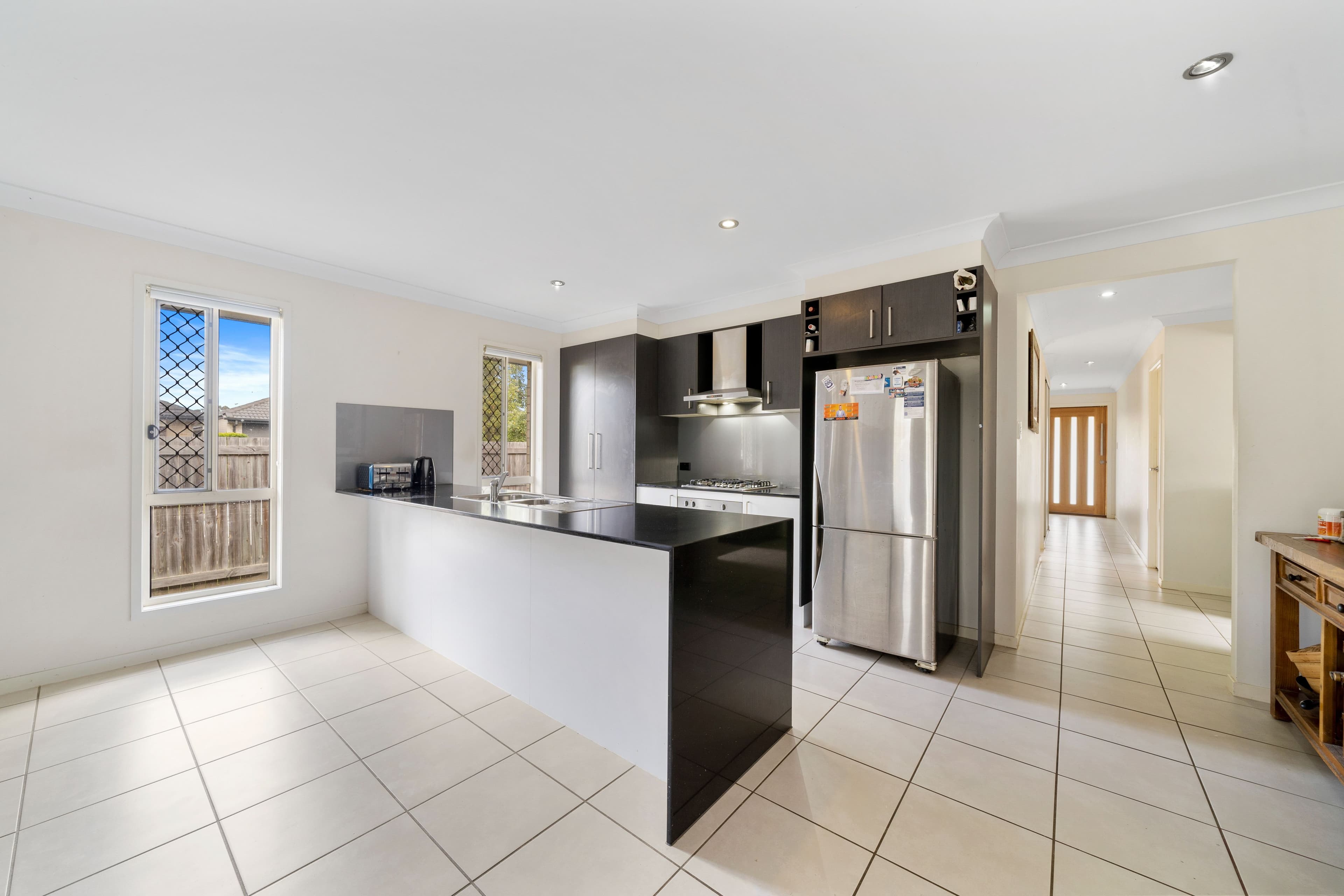 1 Moonstone Lane, Logan Reserve QLD 4133, Logan Reserve - Thumbnail 2