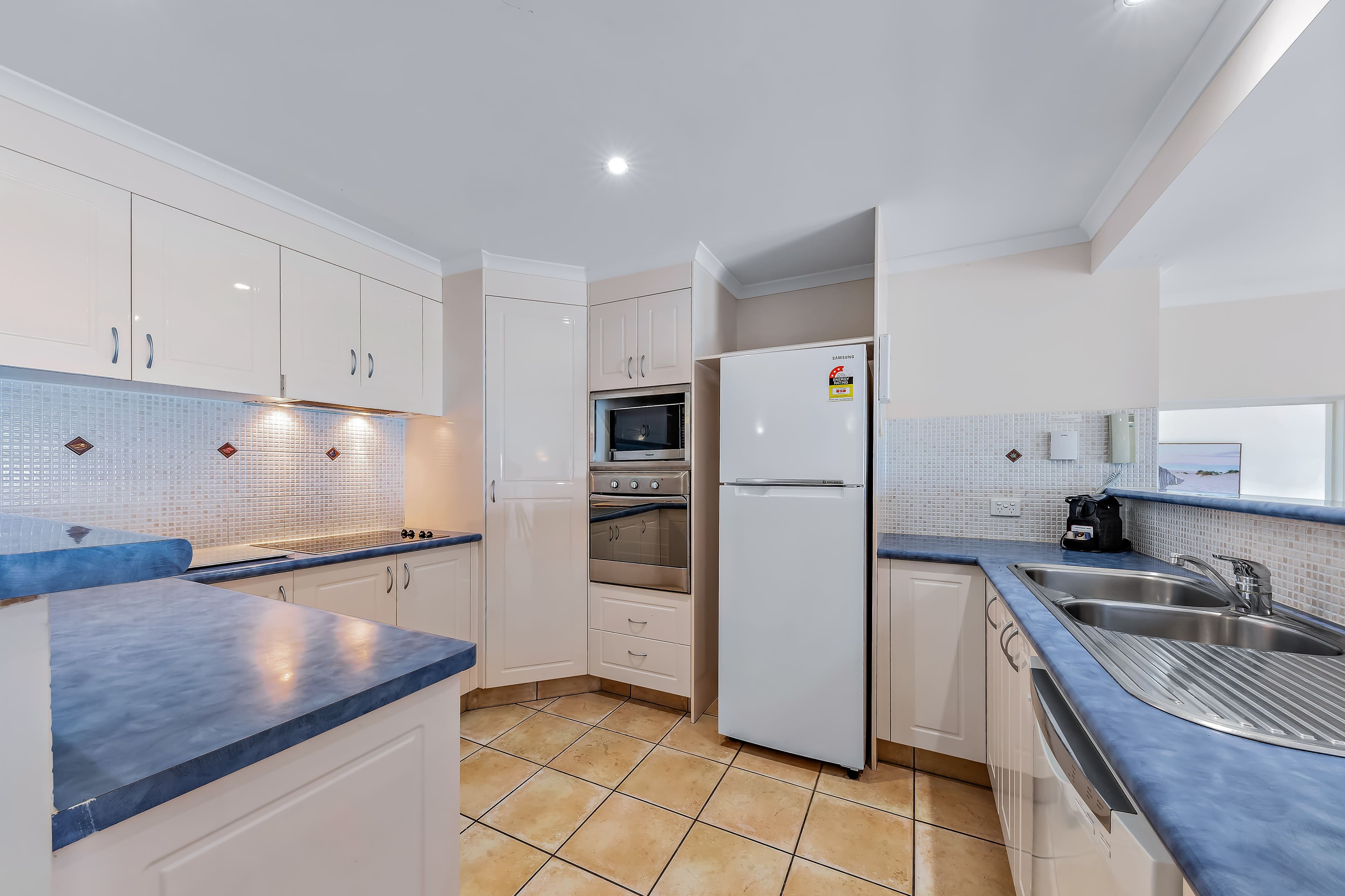 2 Nara Avenue, Airlie Beach QLD 4802, Airlie Beach - Thumbnail 4