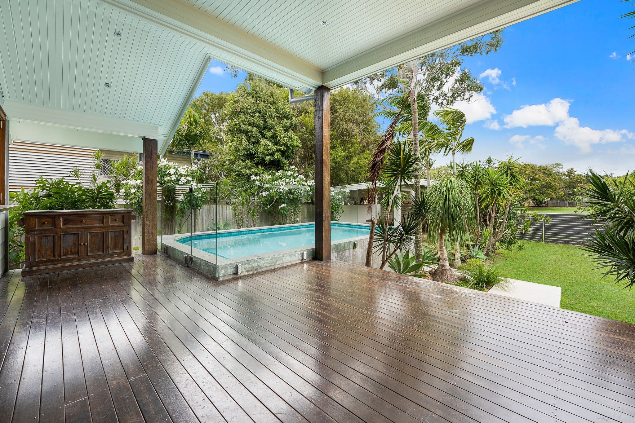 31 Redbank Road, Redcliffe QLD 4020, Redcliffe - Thumbnail 2