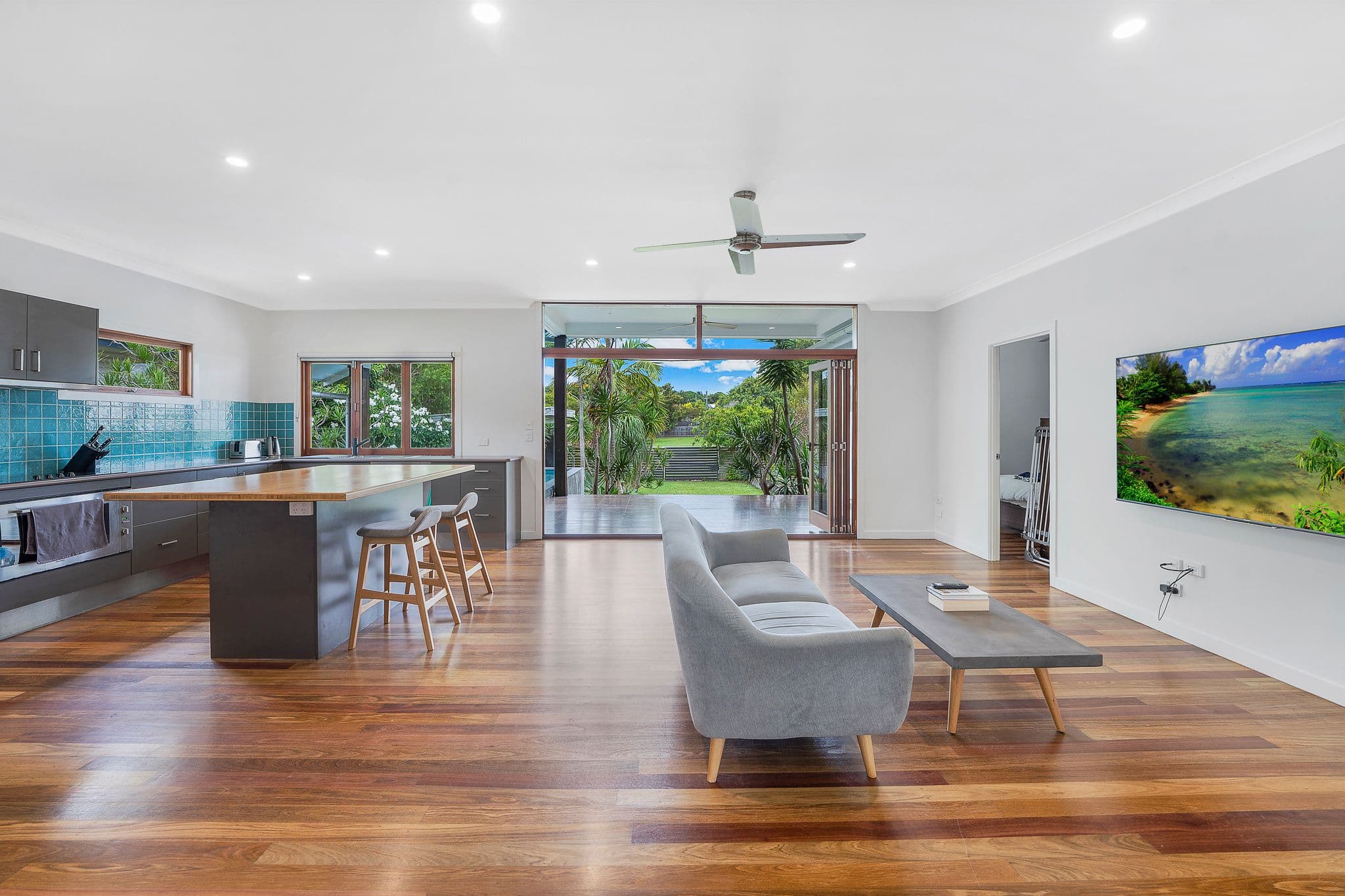31 Redbank Road, Redcliffe QLD 4020, Redcliffe - Thumbnail 3