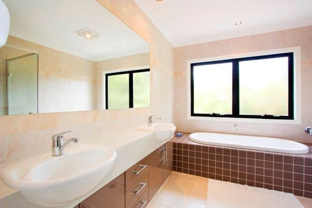 50 Great Southern Drive, ROBINA QLD 4226, Robina - Thumbnail 7