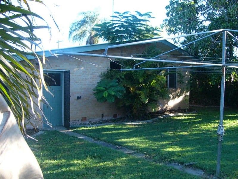 13 Churchill Street, SVENSSON HEIGHTS QLD 4670, Svensson Heights - Thumbnail 2