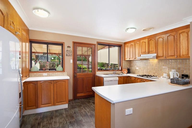 47 Elaine Avenue, BERKELEY VALE NSW 2261, Berkeley Vale - Thumbnail 2