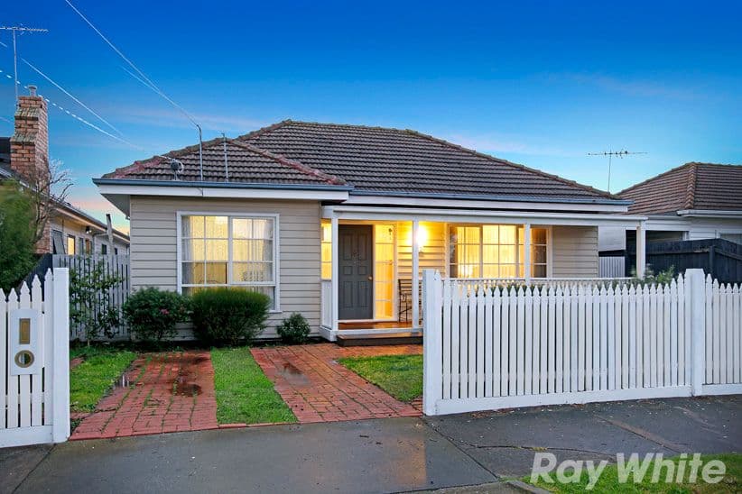 32 Lloyd Avenue, Reservoir VIC 3073, Reservoir - Thumbnail 2