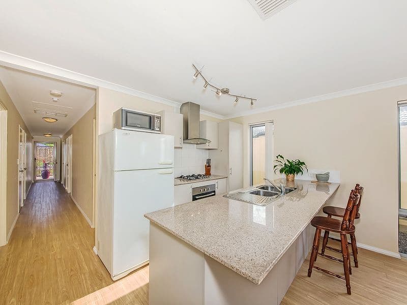 2c Playden Way, BALGA WA 6061, Balga - Thumbnail 5