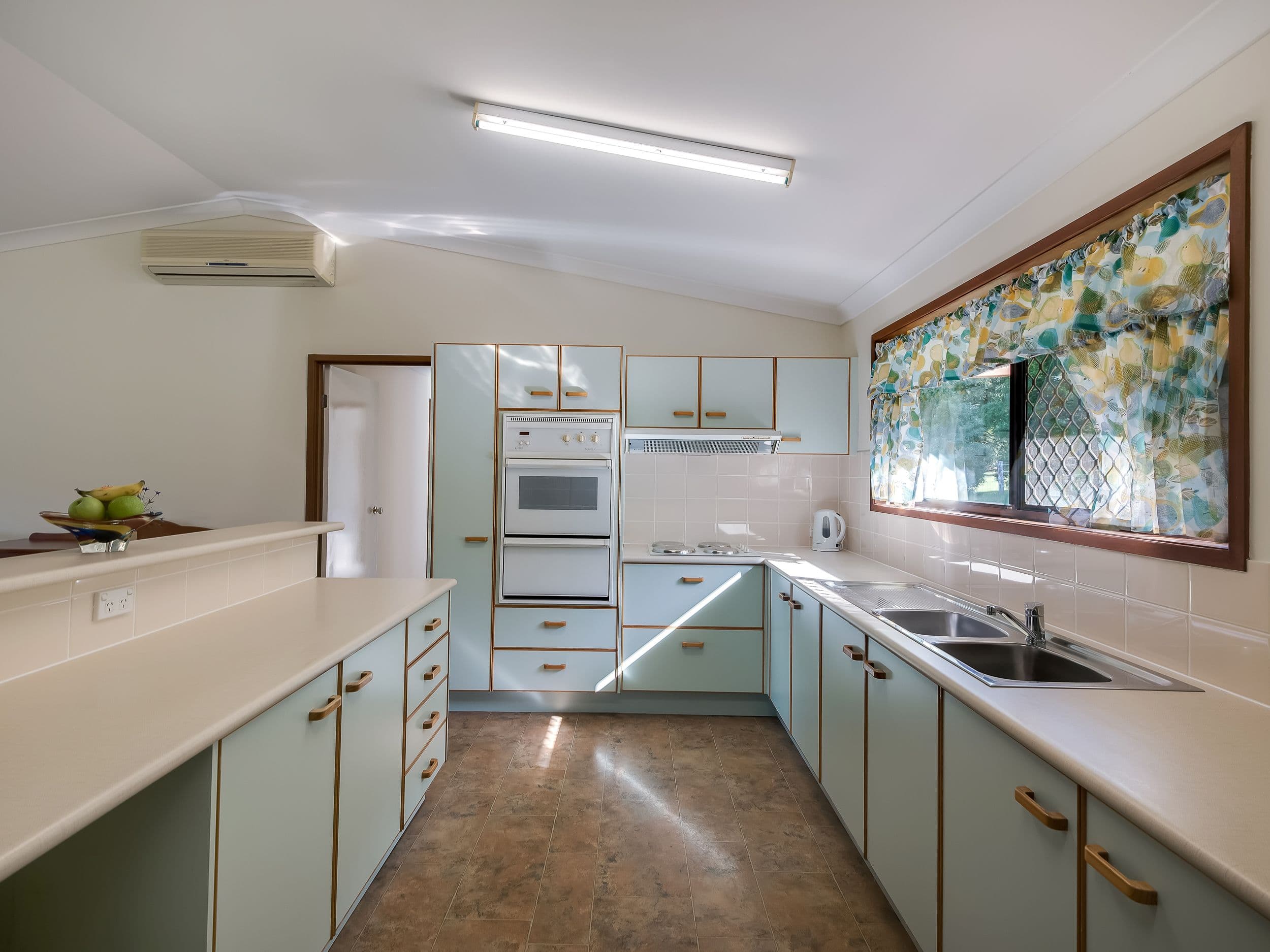 1 Parkwood Drive, Samford Valley QLD 4520, Samford Valley - Thumbnail 4