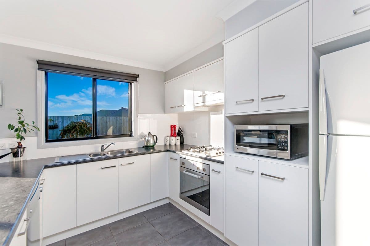 29 Thackeray Drive, Warrnambool VIC 3280, Warrnambool - Thumbnail 3