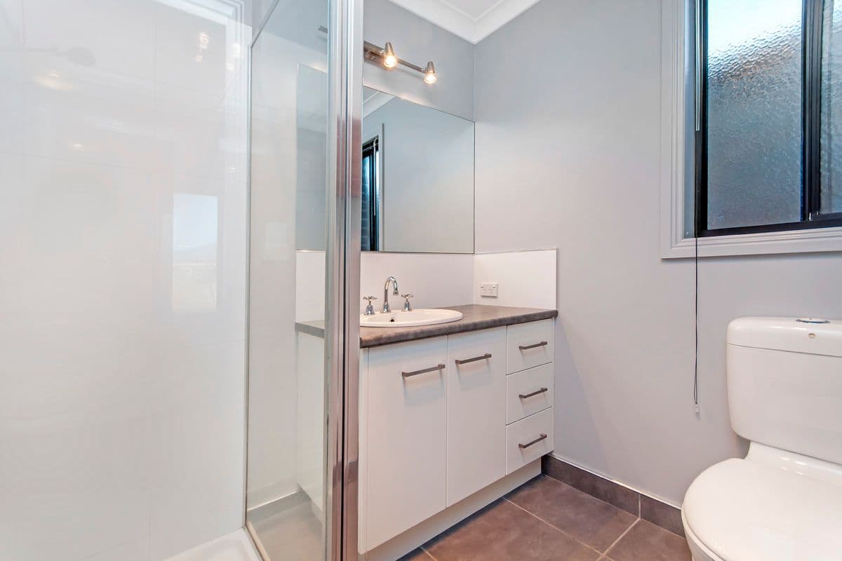 29 Thackeray Drive, Warrnambool VIC 3280, Warrnambool - Thumbnail 5