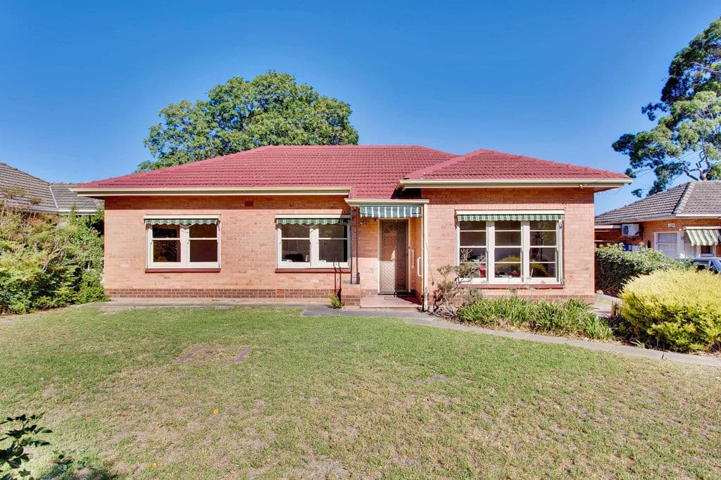 8 Prospect Crescent, Kialla, Kialla - Image 1