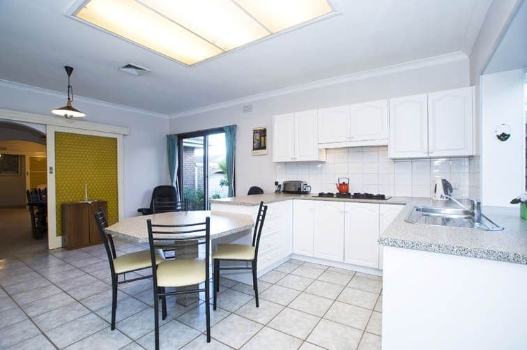 30 Roseland Grove-UNDISCLOSED PRICE, DONCASTER VIC 3108, Doncaster - Thumbnail 5