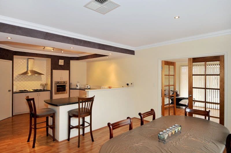 33 Grasshill Grange, HALLS HEAD WA 6210, Halls Head - Thumbnail 2