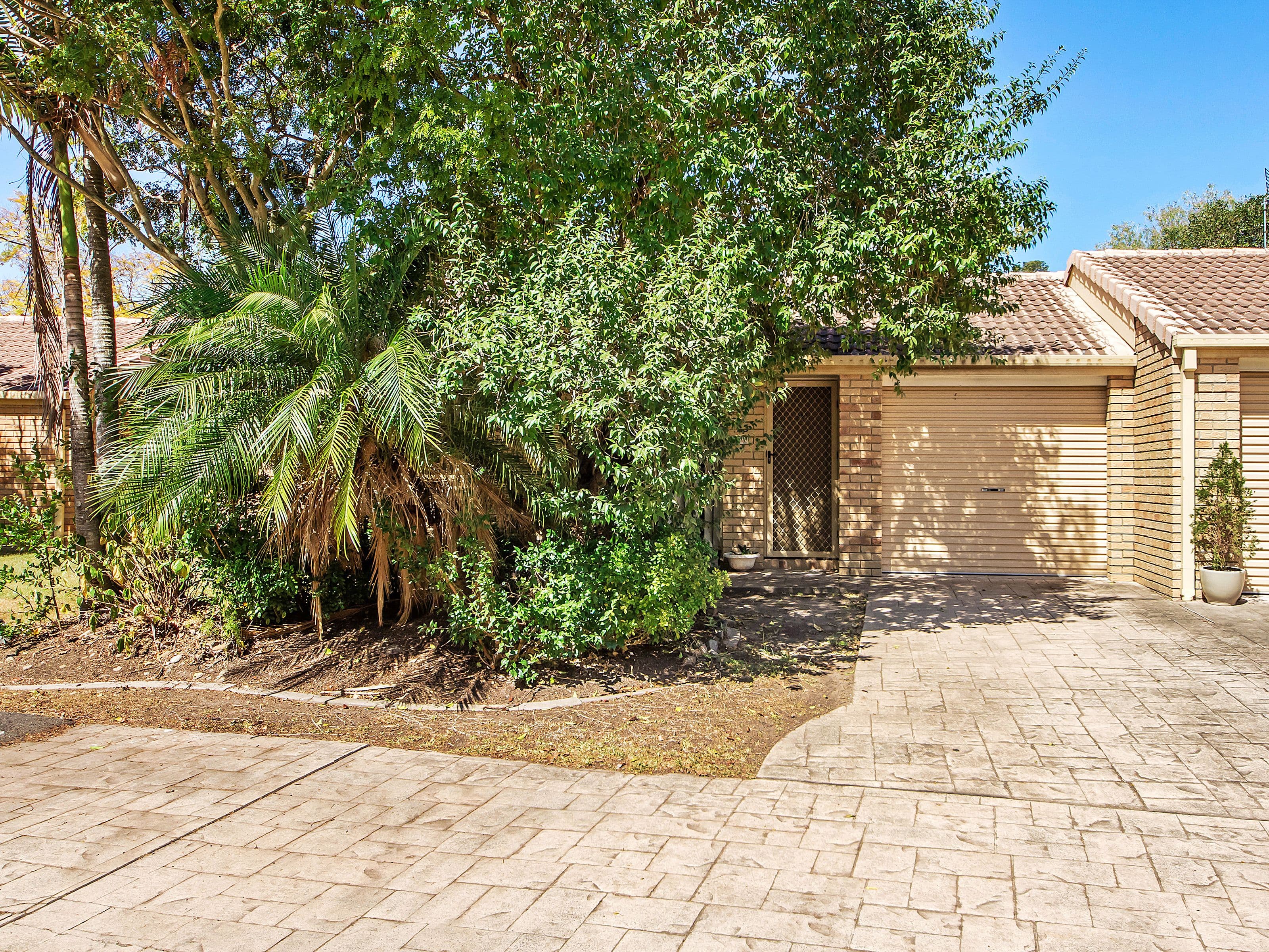 23 Eucalyptus Court, Oxenford QLD 4210, Oxenford - Thumbnail 2
