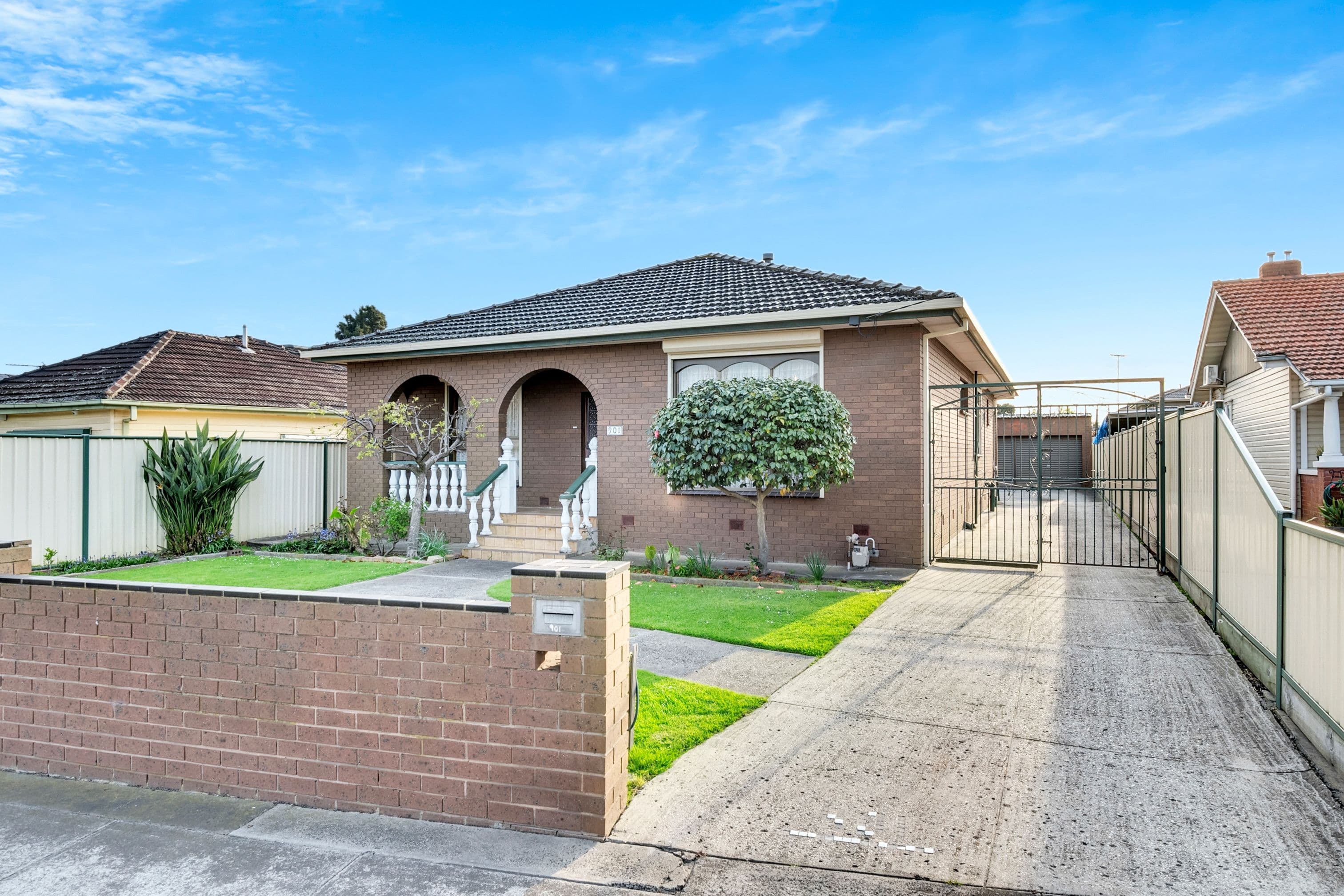 901 Pascoe Vale Road, Glenroy VIC 3046, Glenroy - Thumbnail 2