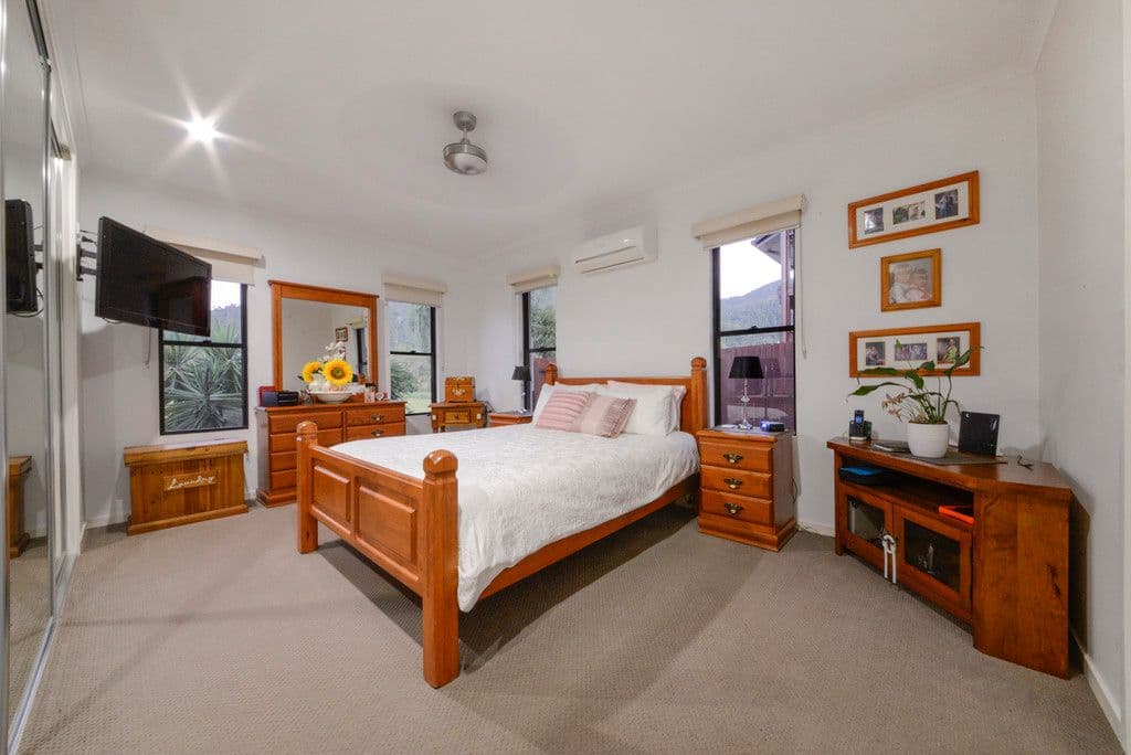 40 Parker Road, Cannonvale QLD 4802, Cannonvale - Thumbnail 7