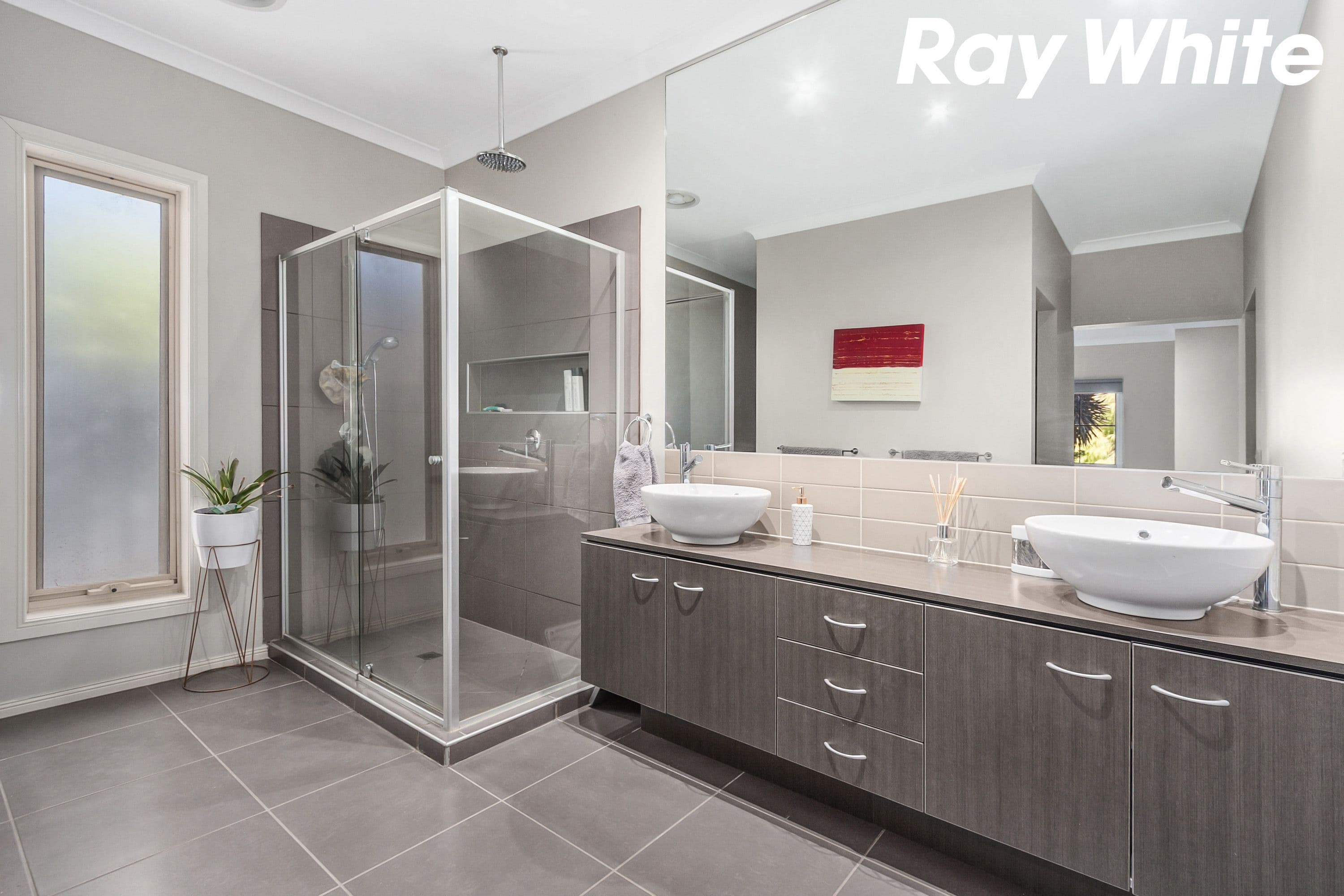 5 Whiteley Way, Pakenham VIC 3810, Pakenham - Thumbnail 4