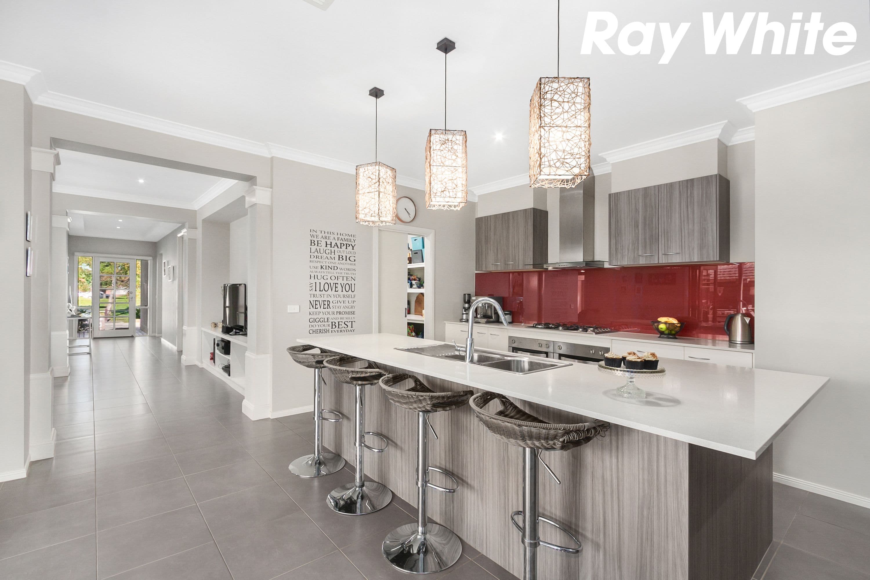 5 Whiteley Way, Pakenham VIC 3810, Pakenham - Thumbnail 7
