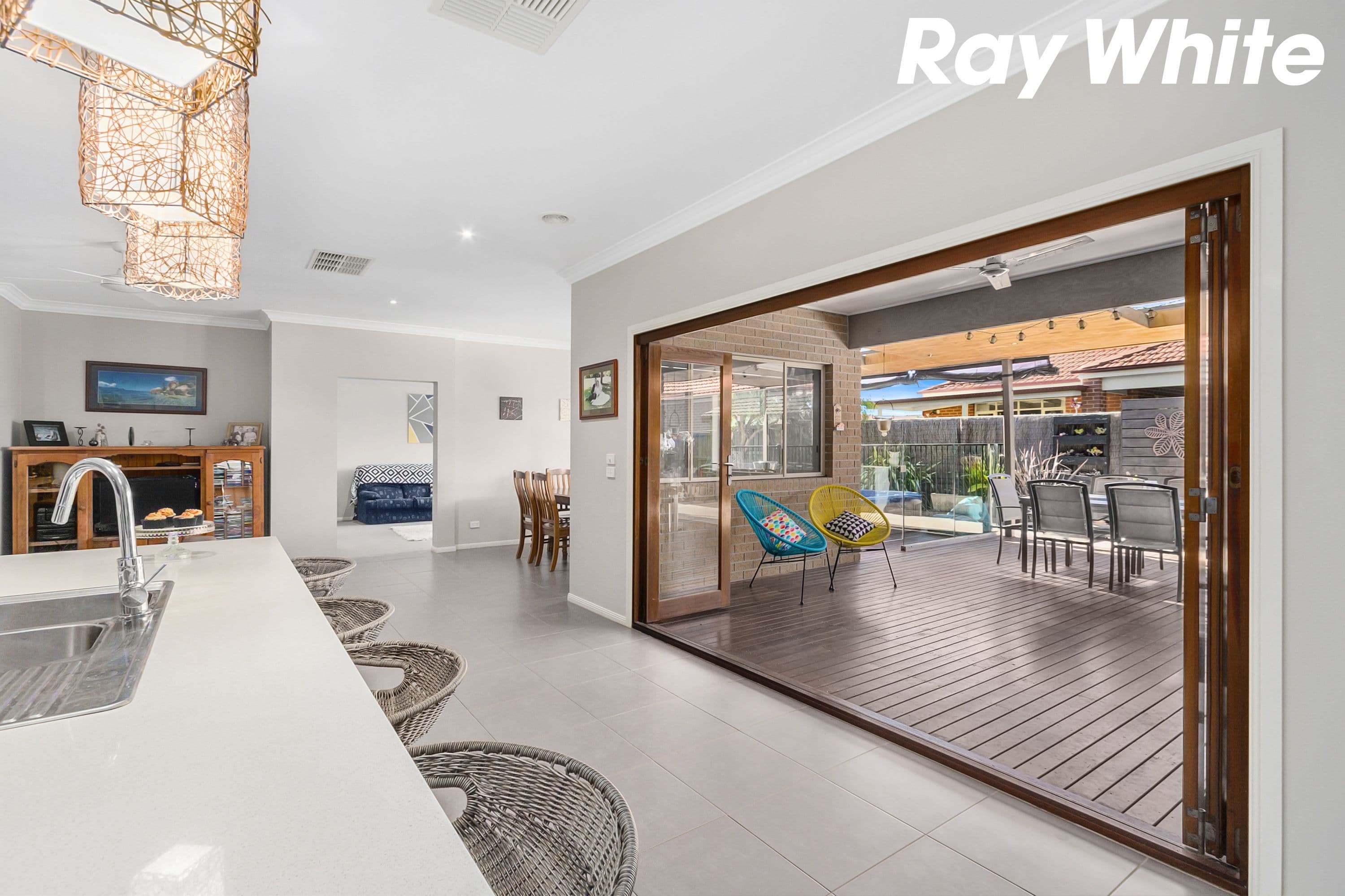 5 Whiteley Way, Pakenham VIC 3810, Pakenham - Thumbnail 8