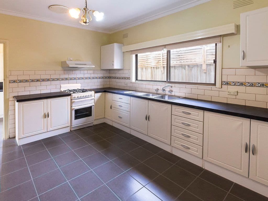 35 Laura Avenue, Belmont VIC 3216, Belmont - Thumbnail 3